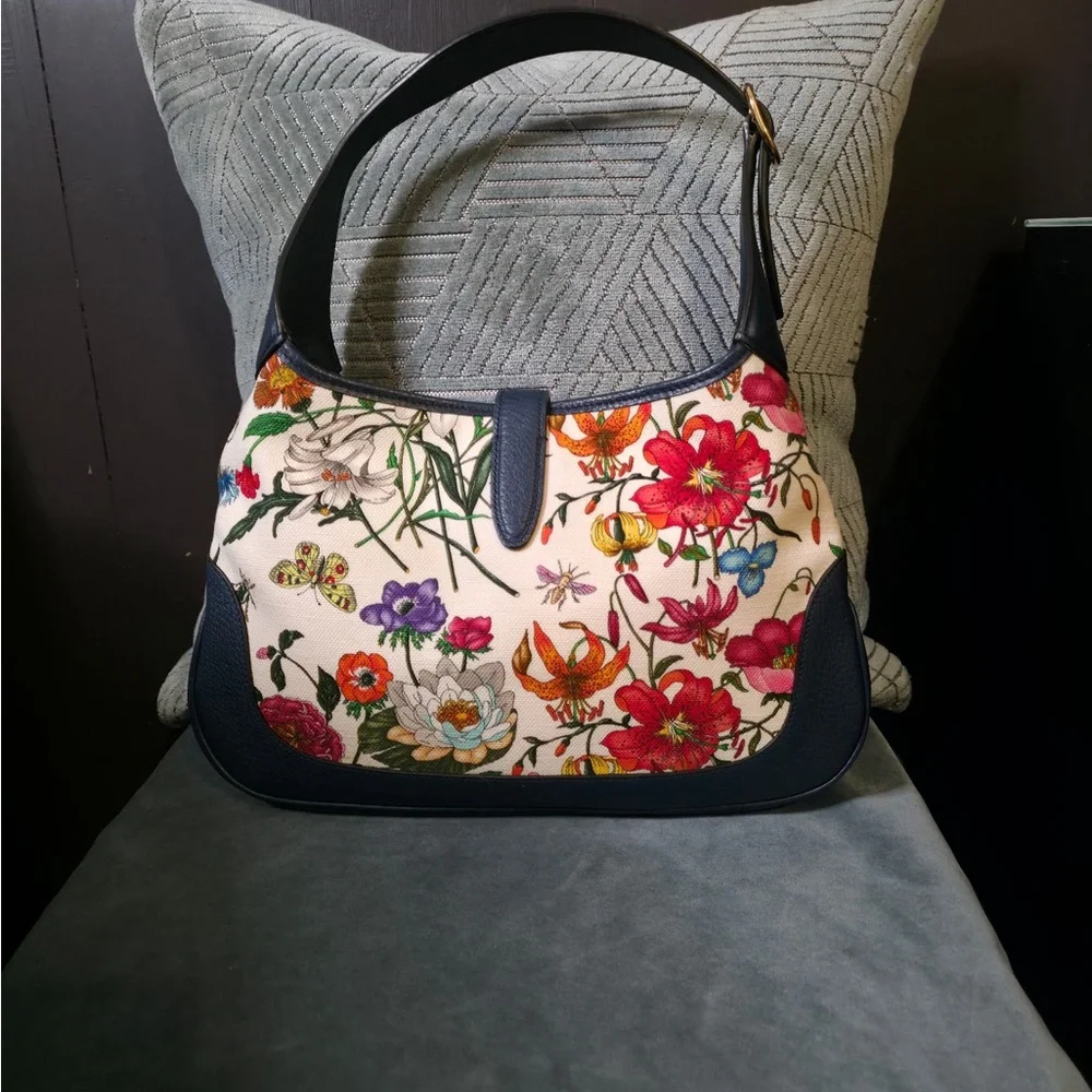 Floral Print Shoulder Bag with Navy Accents - Picture 5 of 9